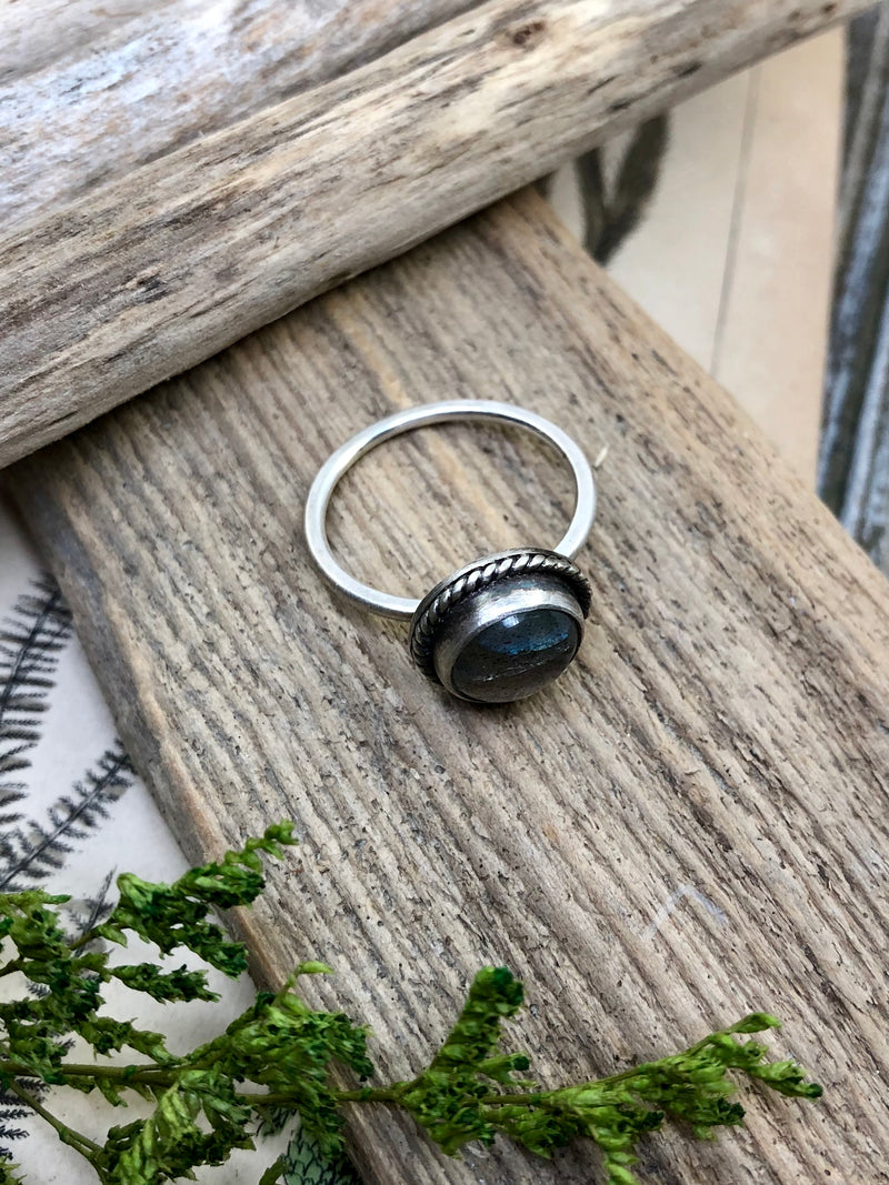 Total Eclipse Ring