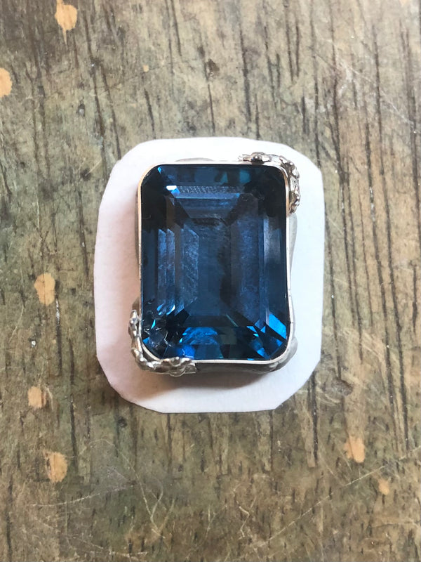 Val ring custom